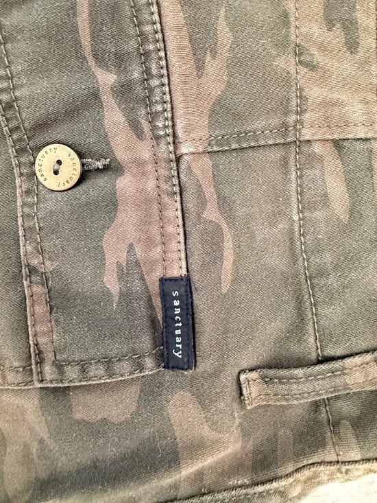 Sanctuary Camo Utility Mini Skirt in Olive and Black - Picture 4 of 5